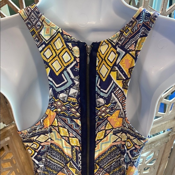 Geometric Patterned Halter Back Skater dress - Picture 3 of 7